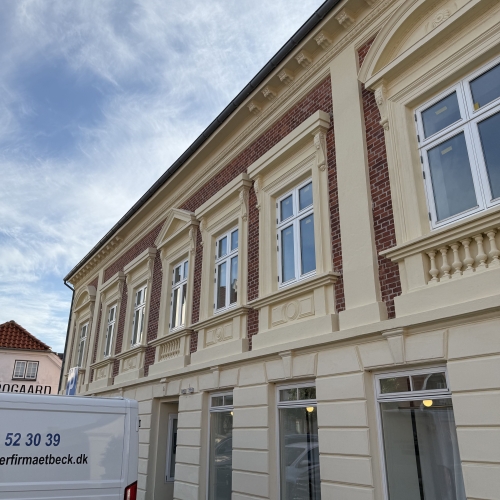 Facaderenovering ældre bygning
